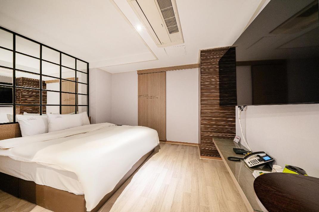 Regency Hotel Seongnam Eksteriør billede