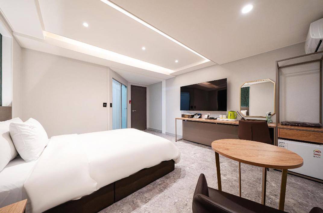 Regency Hotel Seongnam Eksteriør billede
