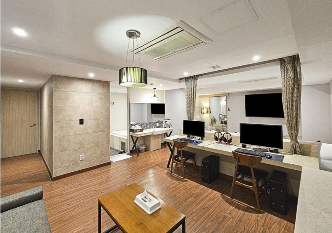 Regency Hotel Seongnam Eksteriør billede